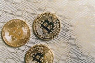 TRON数字货币详解：冷钱包与热钱包的区别及其在区块链中的应用