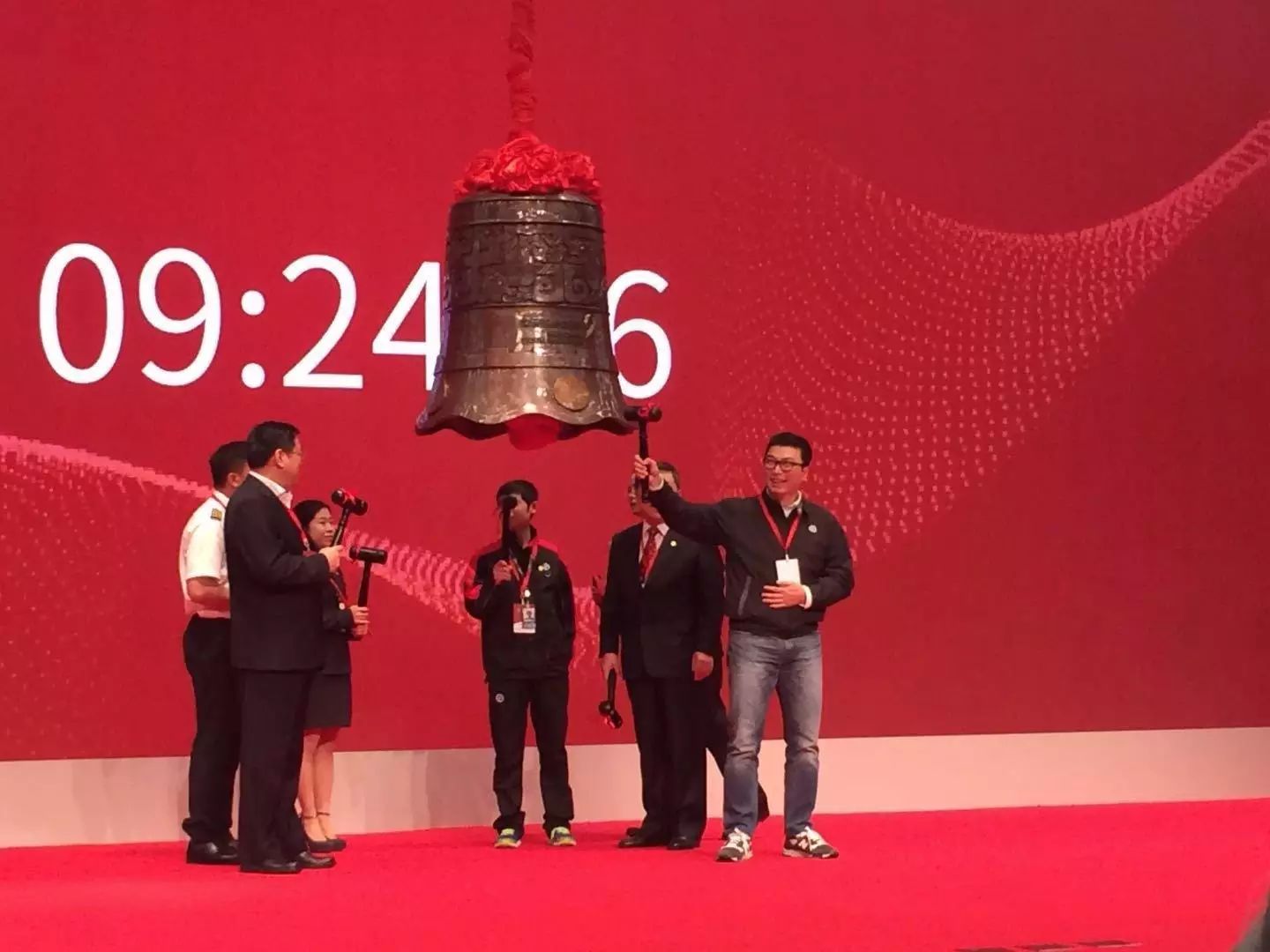 顺丰控股2016年度业绩说明会详解：王卫等高管与投资者互动交流