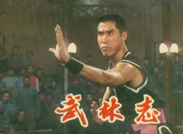 成龙的武术背景与训练经历_成龙武术背景训练经历介绍_成龙武术