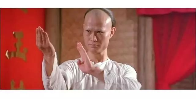 成龙的武术背景与训练经历_成龙武术_成龙武术背景训练经历介绍