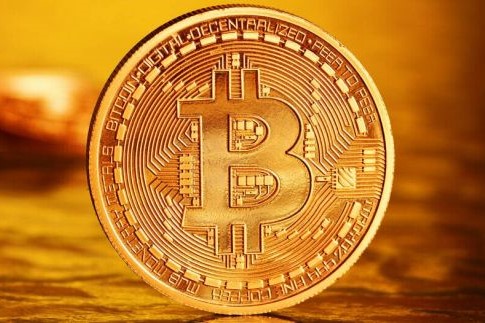 区块链技术面临的挑战与解决方案：从监管环境到技术认知的全面解析