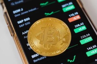以太坊（Ethereum）开盘价格及发展历程详解：从2015年上市到智能合约平台的崛起